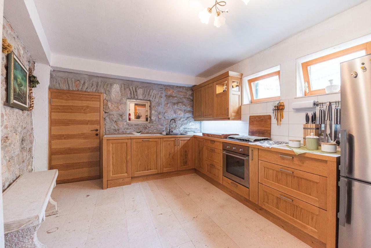 Вилла Authentic House Pelegrinka Дрвеник-Мали Экстерьер фото